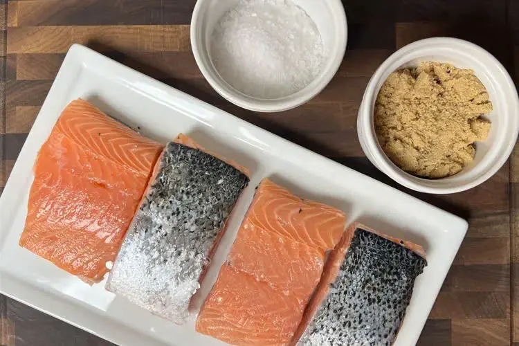 chuan-bi-nguyen-lieu-va-gia-vi-cho-mon-ca-hoi-xong-khoi