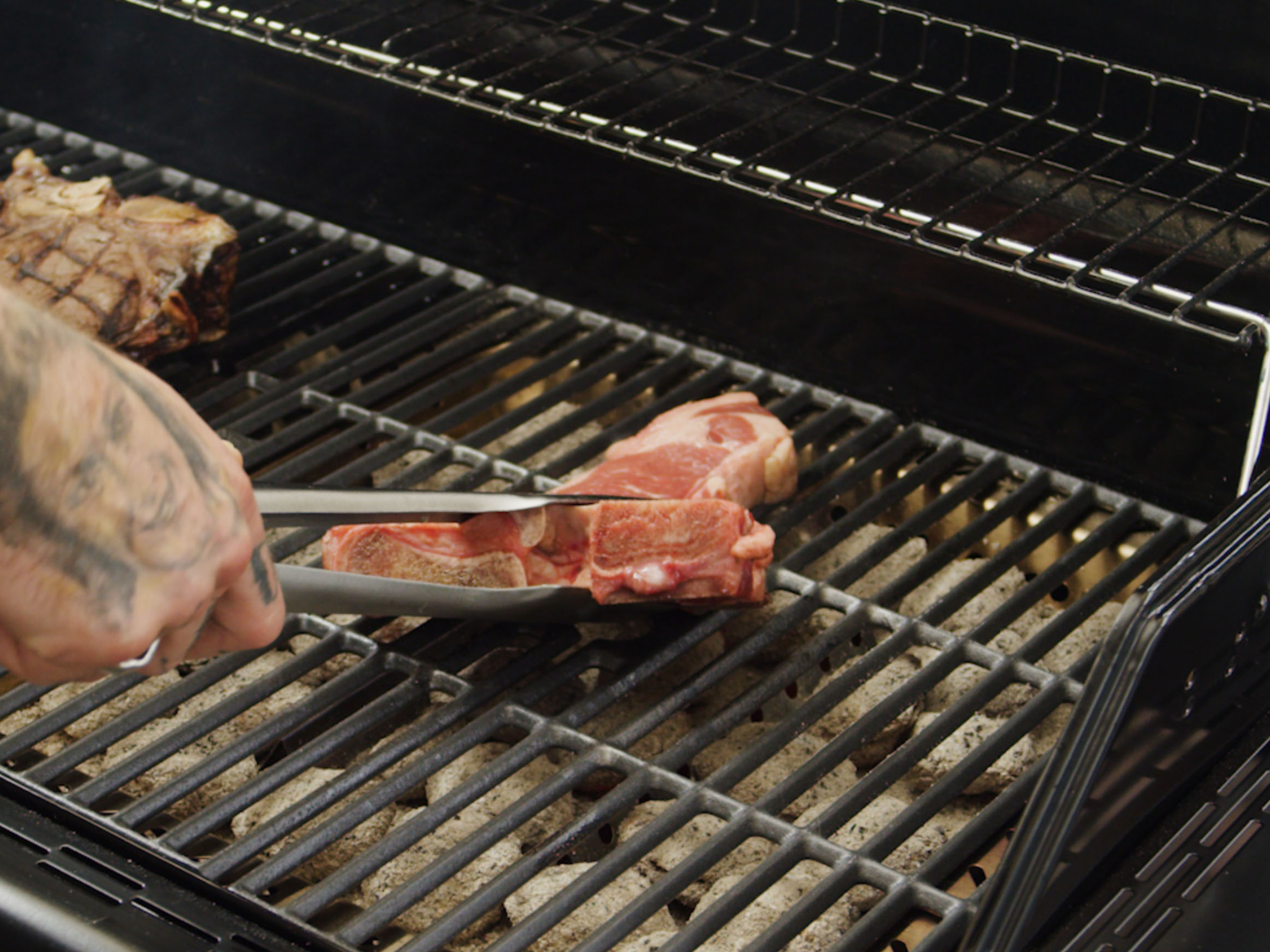 bep-nuong-gas2coal-combo-than-gas-char-broil (7) bep-nuong-gas2coal-combo-than-gas-char-broil (7)