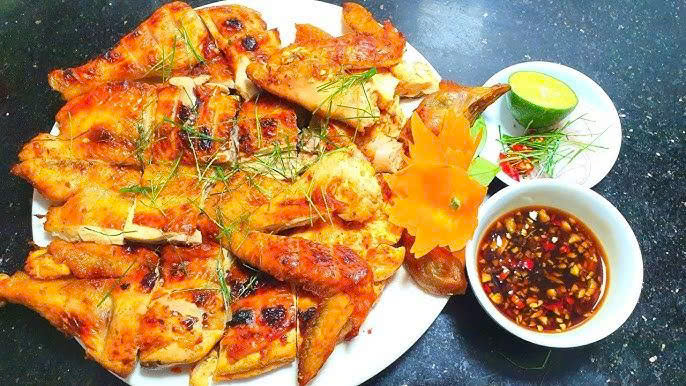 Gà nướng lá chanh