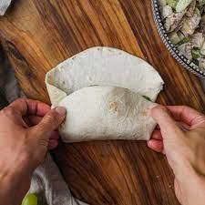 Cách cuộn burrito