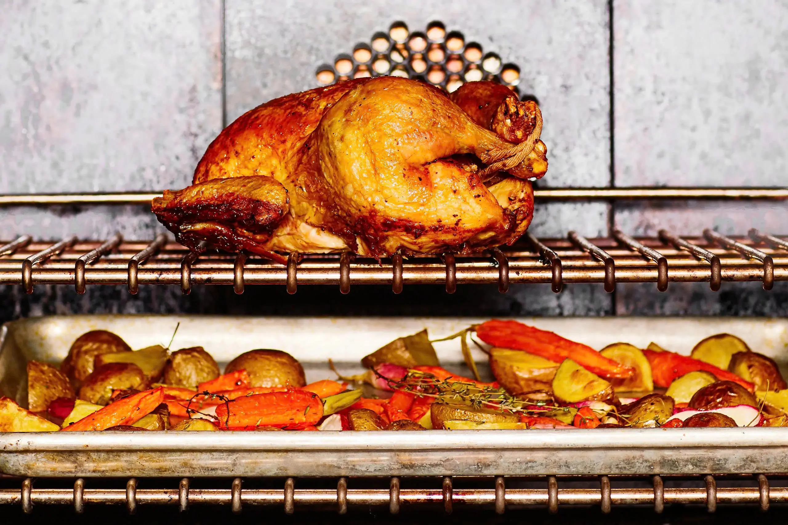 Nướng gà trong lò nướng