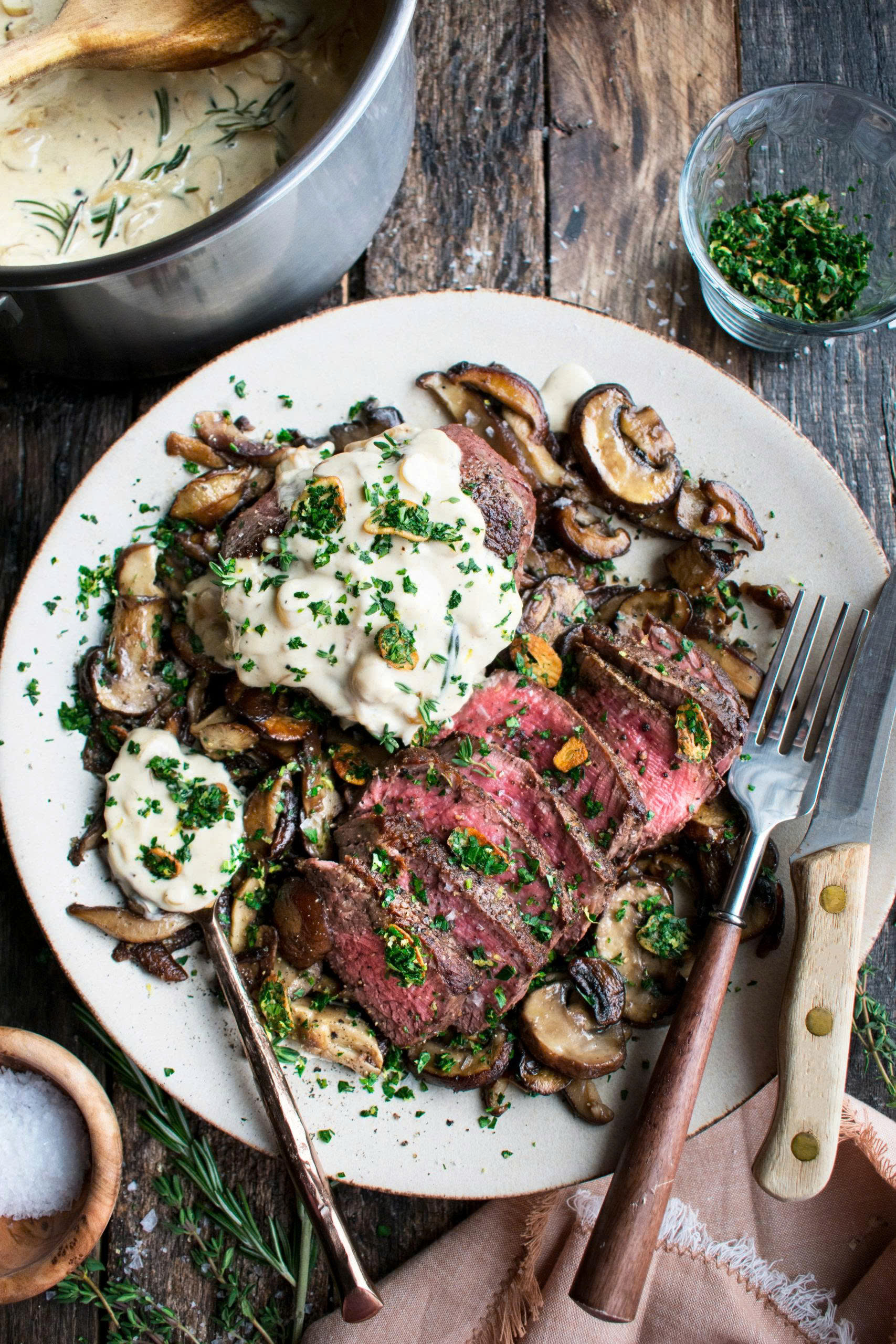 Beefsteak with mushrom cream sauce