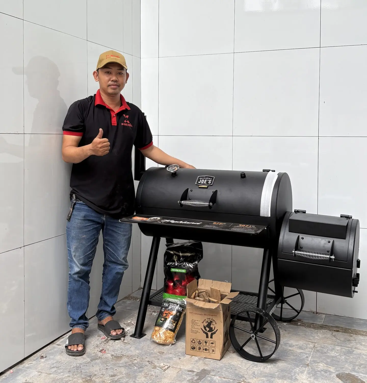 Lò xông khói Oklahoma Joe's Highland smoker