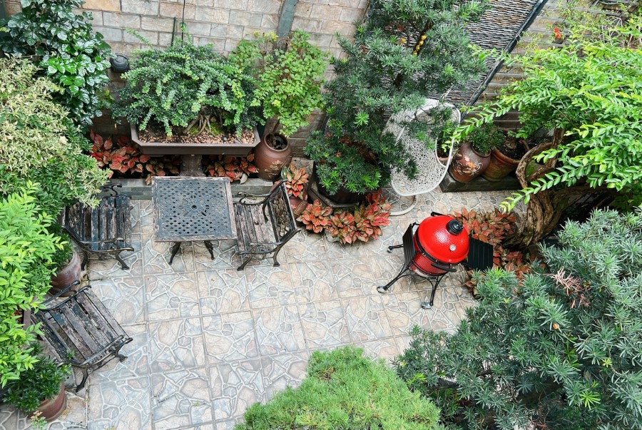 Bếp nướng ngoài trời Kamado Joe