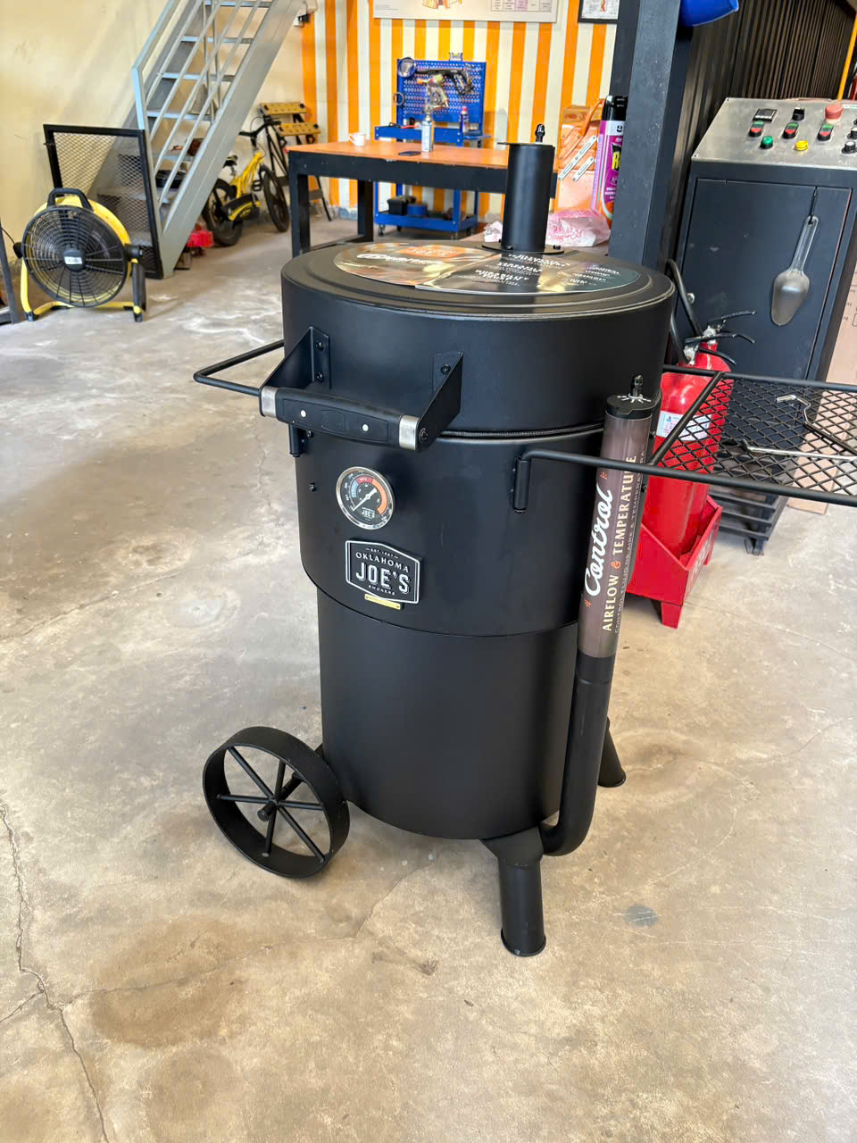 Lò nướng xông khói drum smoker