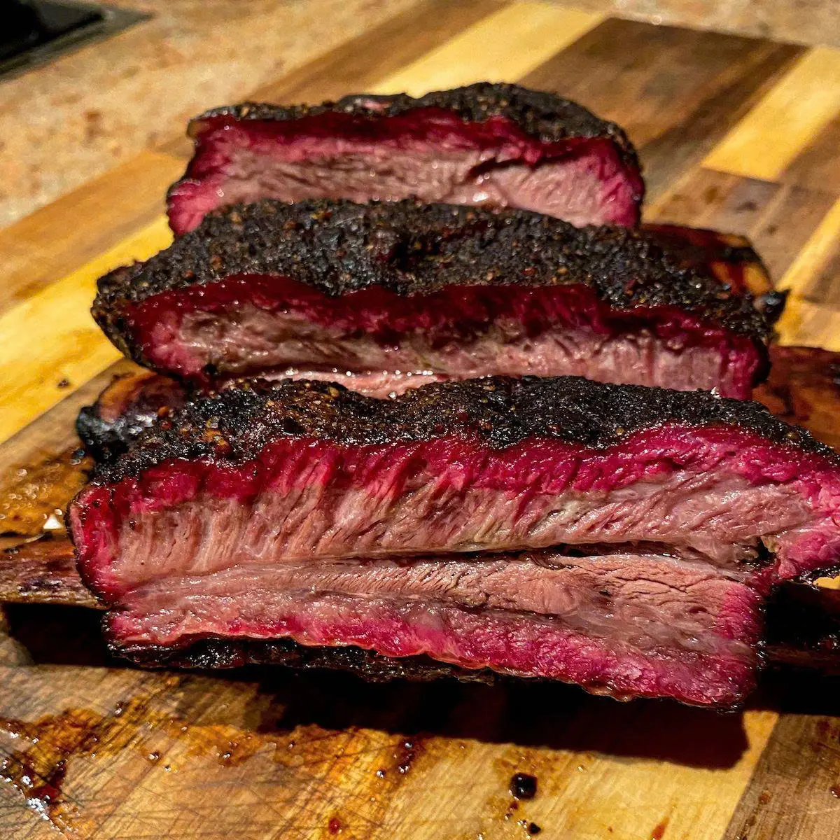 smokering trên sườn bò nướng theo phương pháp low and slow