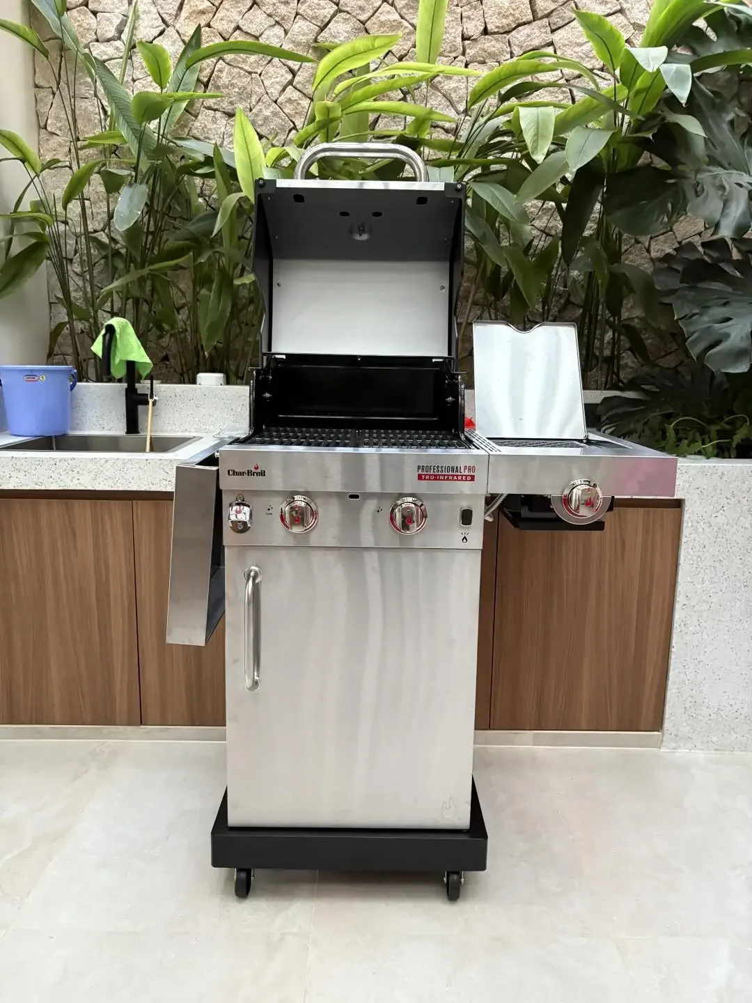 Bếp nướng gas Char-Broil Pro 2 họng đốt + bếp phụ hồng ngoại